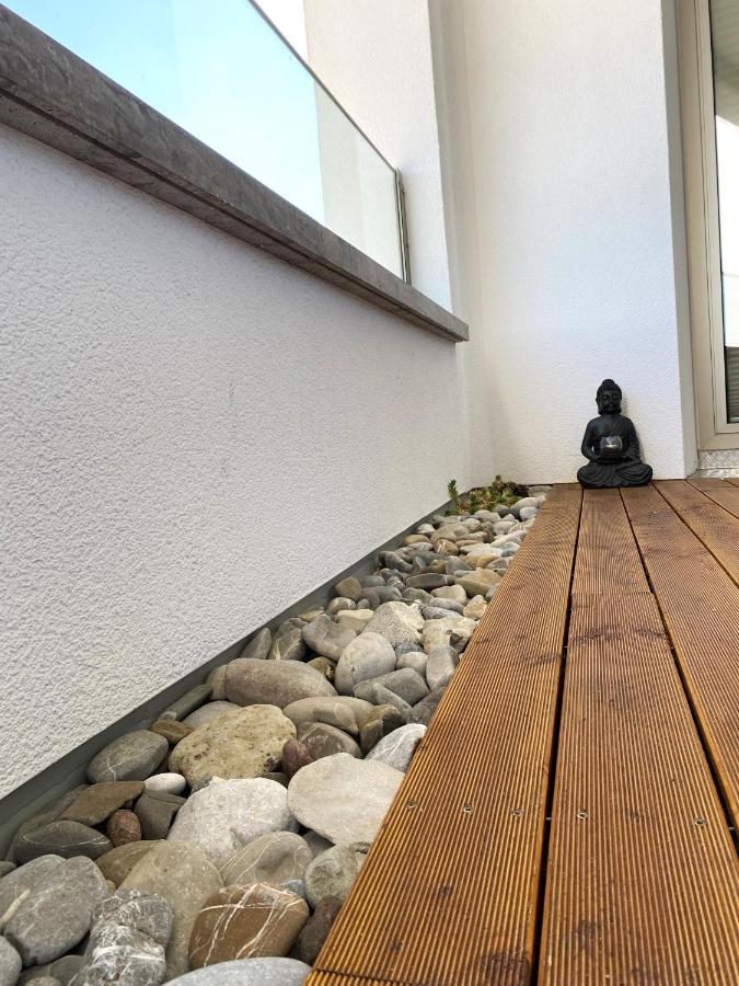 Alpen-Panorama Suite - Einzigartige Privatsuite Hoch Ueber Muenchen, 12Tes Og, Alpenblick, Loggia, Whirlpool, 15 Minuten Zum Zentrum, Ruhe Und Erholung In Der Stadt Muenchen Fuer Privat Und Geschaeftlich Reisende المظهر الخارجي الصورة