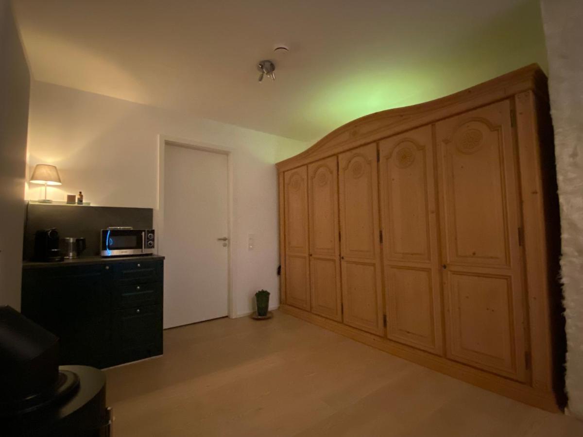 Alpen-Panorama Suite - Einzigartige Privatsuite Hoch Ueber Muenchen, 12Tes Og, Alpenblick, Loggia, Whirlpool, 15 Minuten Zum Zentrum, Ruhe Und Erholung In Der Stadt Muenchen Fuer Privat Und Geschaeftlich Reisende المظهر الخارجي الصورة