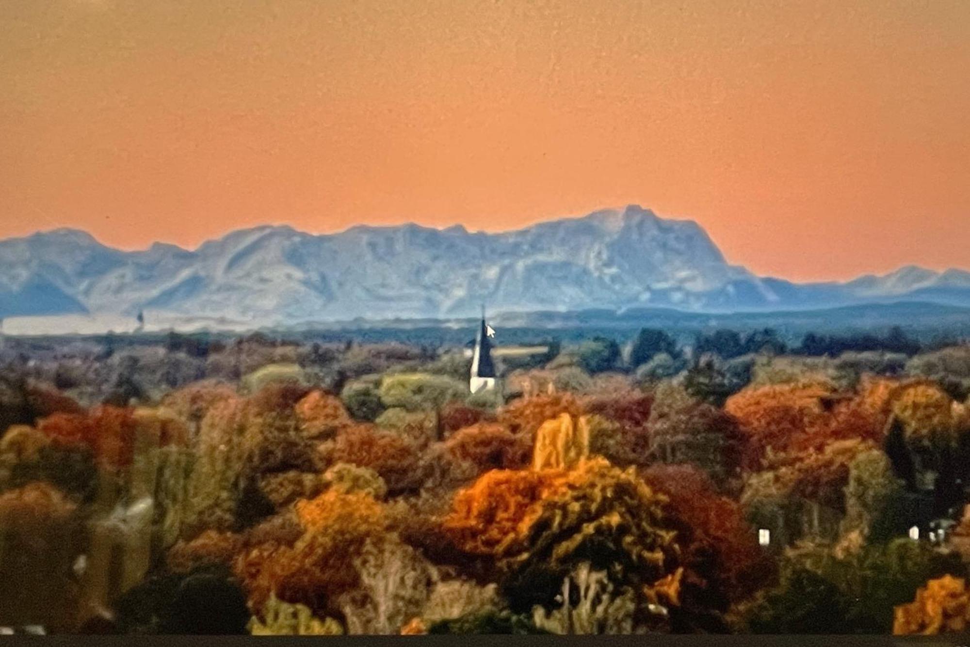 Alpen-Panorama Suite - Einzigartige Privatsuite Hoch Ueber Muenchen, 12Tes Og, Alpenblick, Loggia, Whirlpool, 15 Minuten Zum Zentrum, Ruhe Und Erholung In Der Stadt Muenchen Fuer Privat Und Geschaeftlich Reisende المظهر الخارجي الصورة